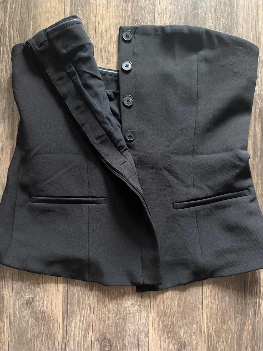 GAP Black Women's Tailored Strapless Vest/Bustier with Buttons and Lined. NWT!